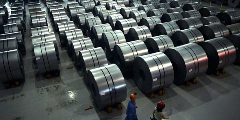 فلزات ایران مفت صادر می‌شوند